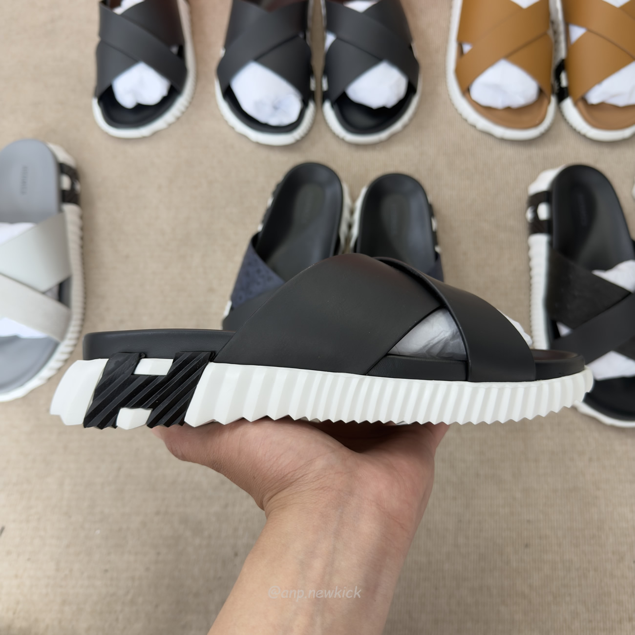 Hermes Infra Premium Sandal Mens (18) - www.newkick.vip